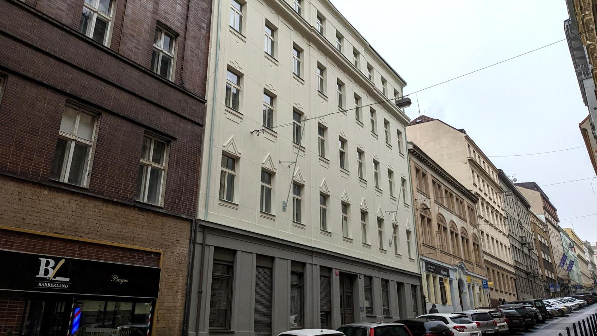 Black & White Apartment Prague By Wenceslas Square And Muzeum, Prague
